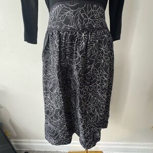 Anthropologie Conversations Limited Edition Pleated A-Line Skirt – Size 10